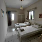 Mary Popi Hotel apartamentowy 3*