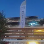 Mary Popi Ξενοδοχείο με διαμερίσματα 3*