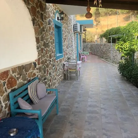 Aparthotel Mary Popi *