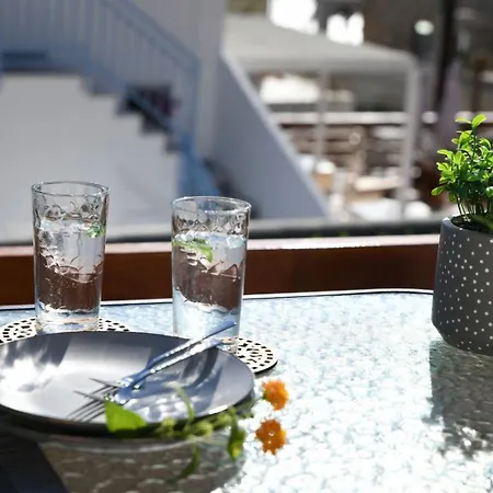 Mary Popi Aparthotel *