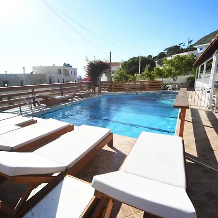 Aparthotel Mary Popi 3*