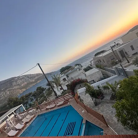 Mary Popi Апарт-отель