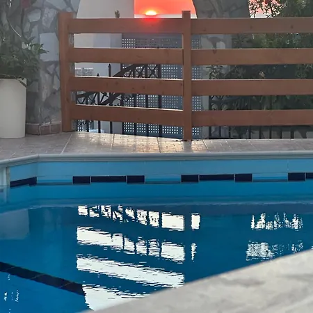 Aparthotel Mary Popi *