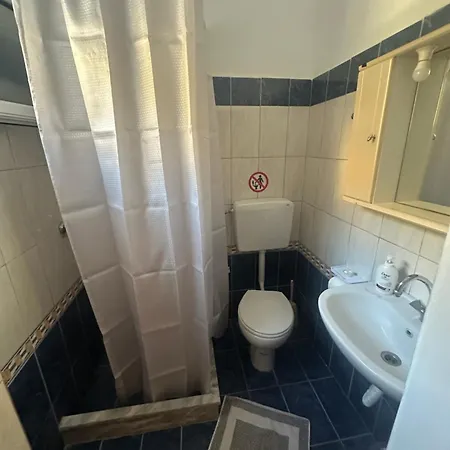 Mary Popi Aparthotel *