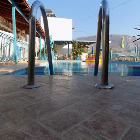 Mary Popi Aparthotel
