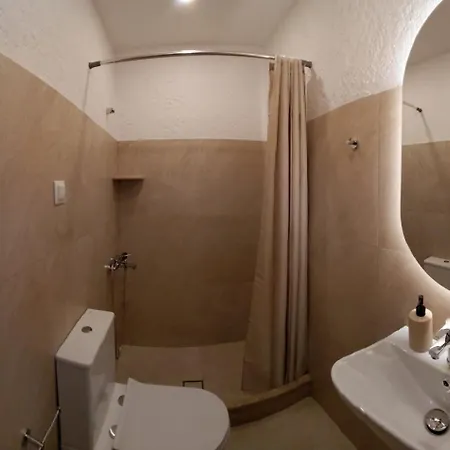 Mary Popi Aparthotel