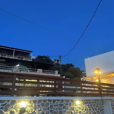 Mary Popi Aparthotel 3*