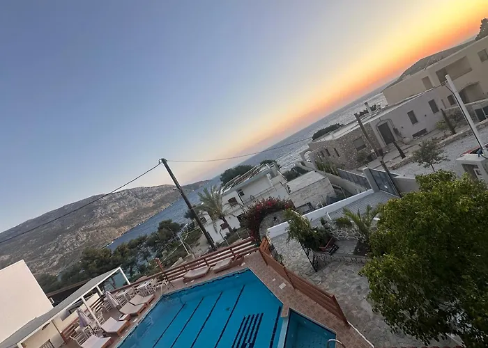 Mary Popi Апарт-отель